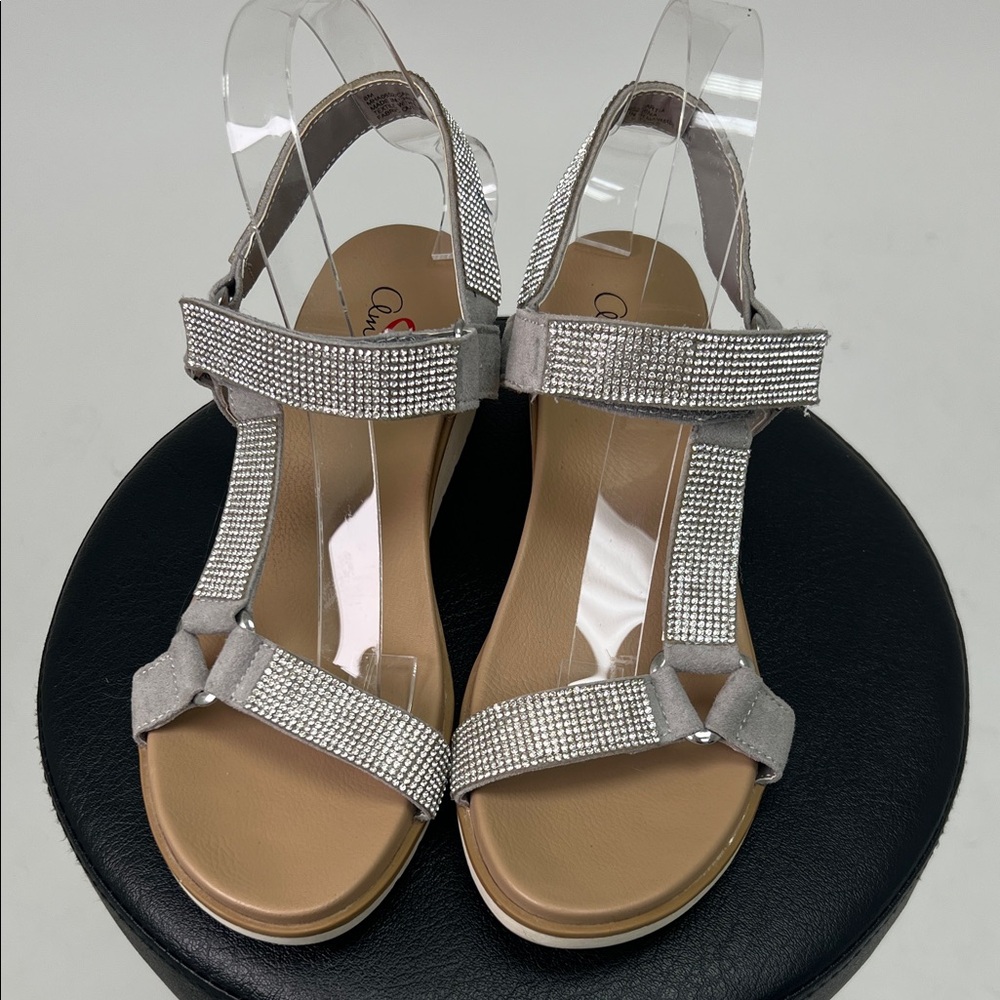 MIA Sparkly Chic Silver Dressy Velcro Closure Small Wedge Strappy Sandals Size 8